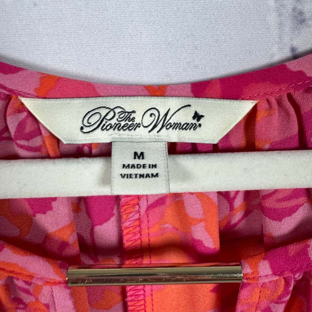 The Pioneer Woman Hot Pink Floral Keyhole Crepe Top Size Medium - Picture 4 of 5